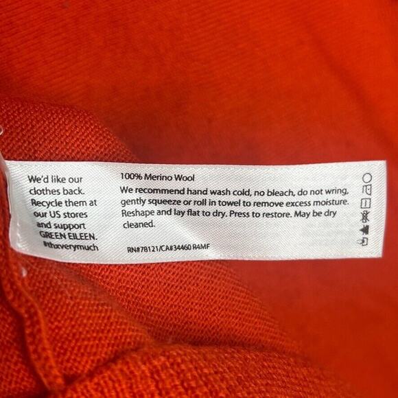 Eileen Fisher Women's Red V-Neck Sweater Size S Lightweight Casual - Picture 4 of 11